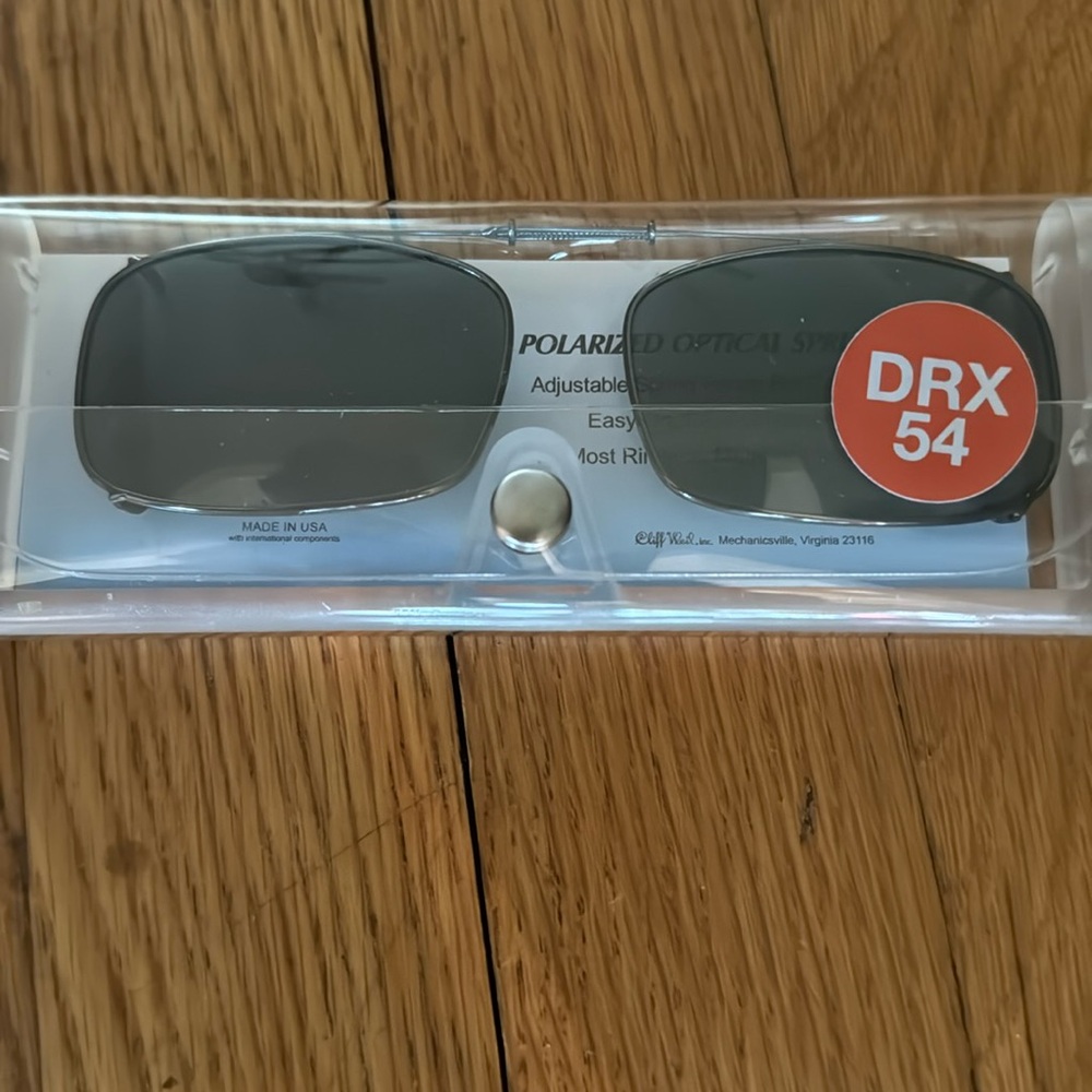 Polarized OpticalSpring Clip Sunglasses